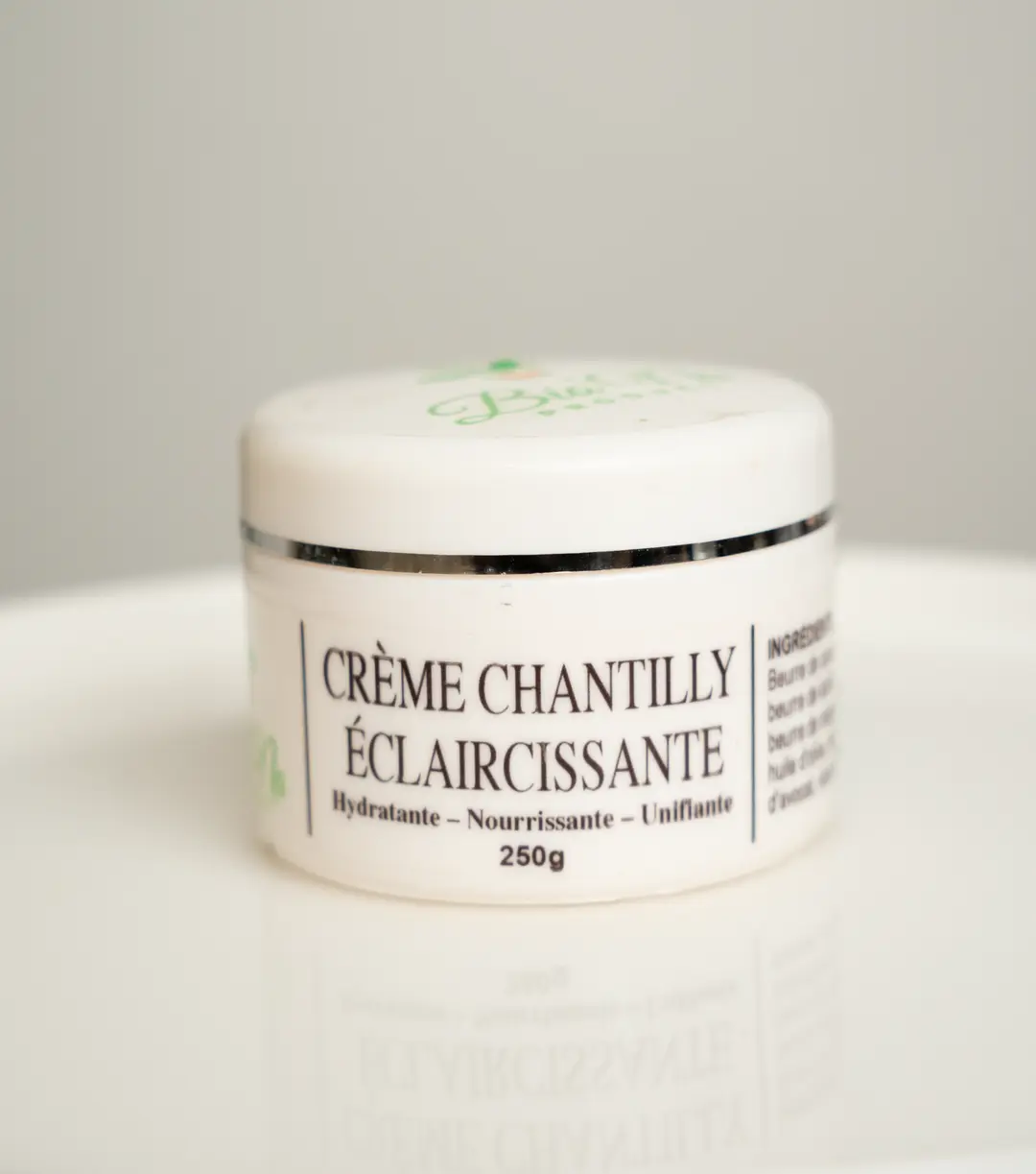 Crème Chantilly Éclaircissante Bio'Na Product, pot 250g